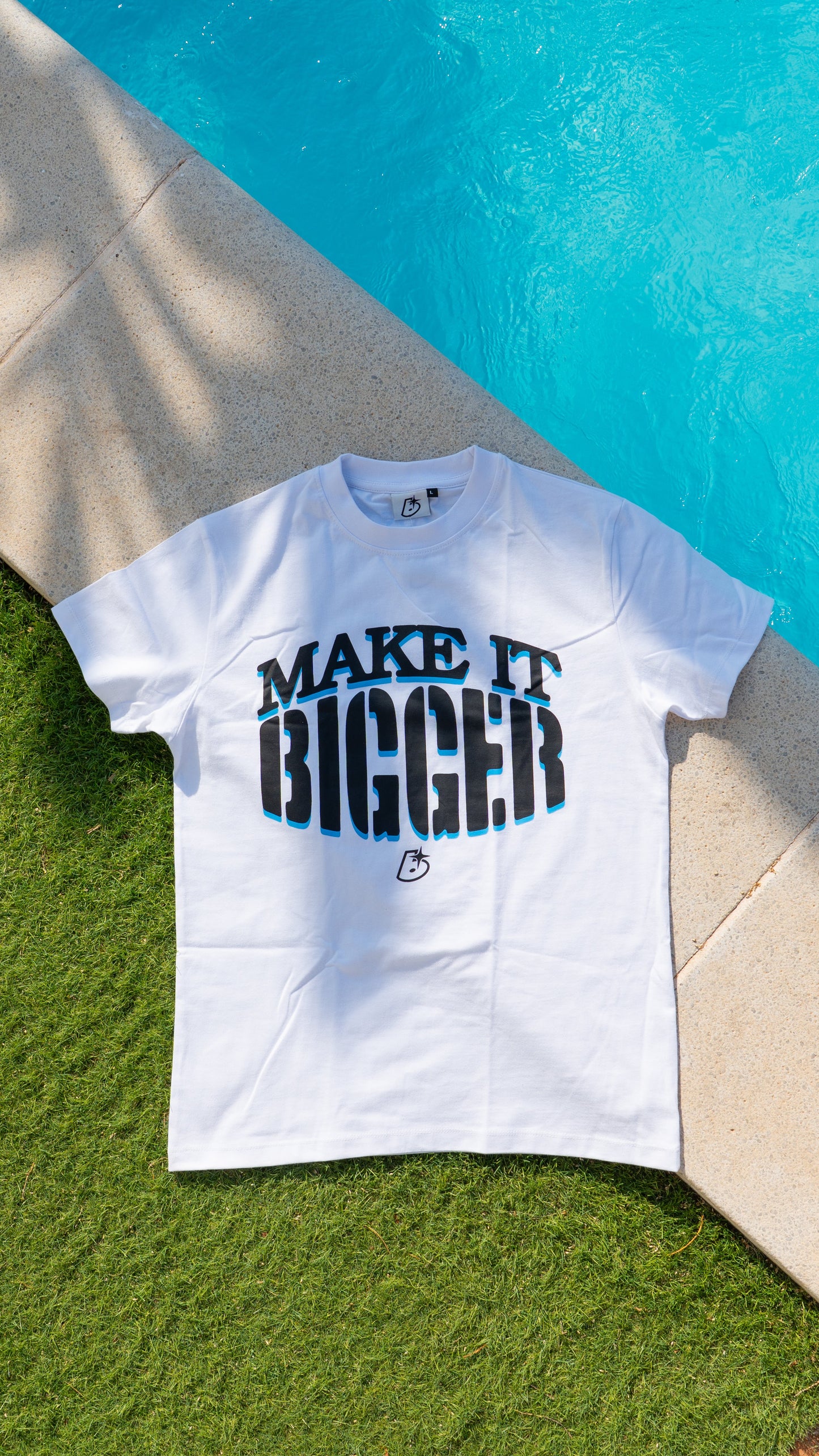 Graphic Summer Tee - White